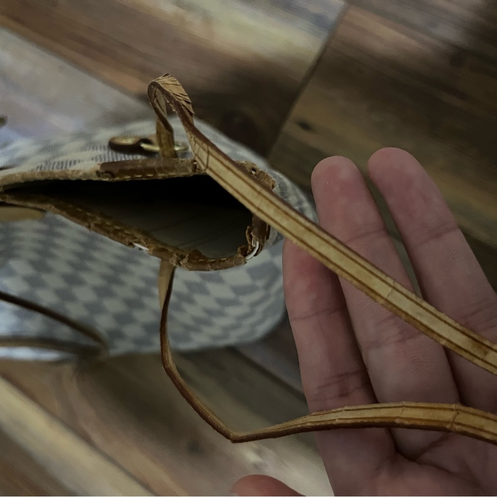 Louis Vuitton Neverfull MM in Damier Azur - Picture 11 of 13